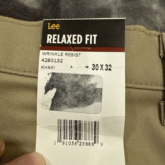 LEE Pants Mens 30x32 Chino Total Freedom Relaxed Fit Straight Khaki Stretch NWT - Picture 9 of 10